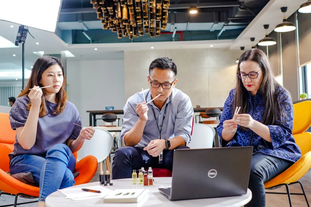 Jasa foto headshot profesional Jakarta untuk karyawan perusahaan